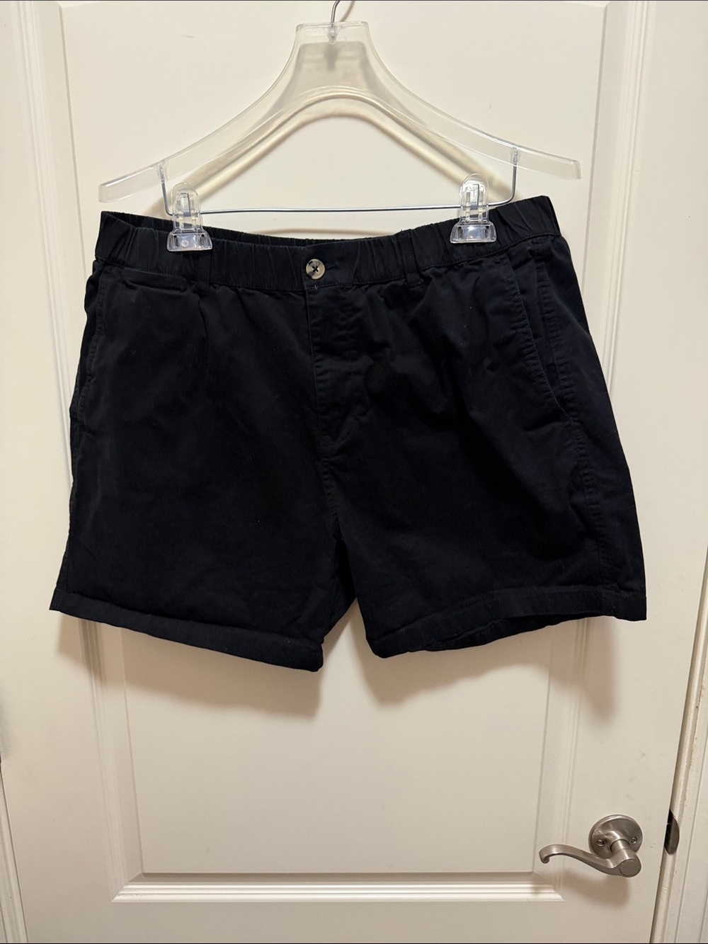 Men's Black Flat Front Shorts — Tailored Casual Essential